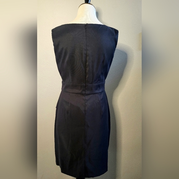 Connected Apparel Dress - Picture 2 of 5